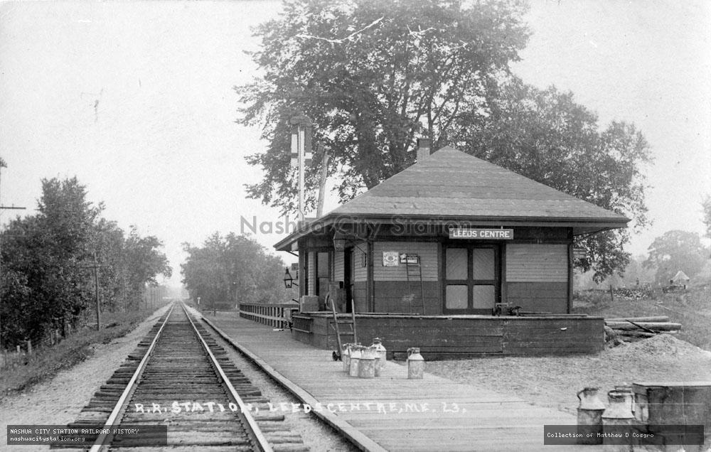 Postcard: Railroad Station, Leeds Centre, Maine